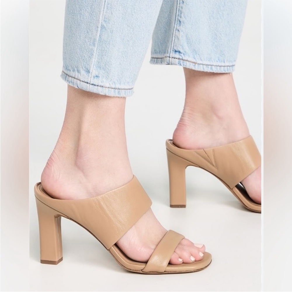 Vince Quinn Double Strap Beige Cream Leather 4” Heeled Sandal Casual Beach - Picture 1 of 8